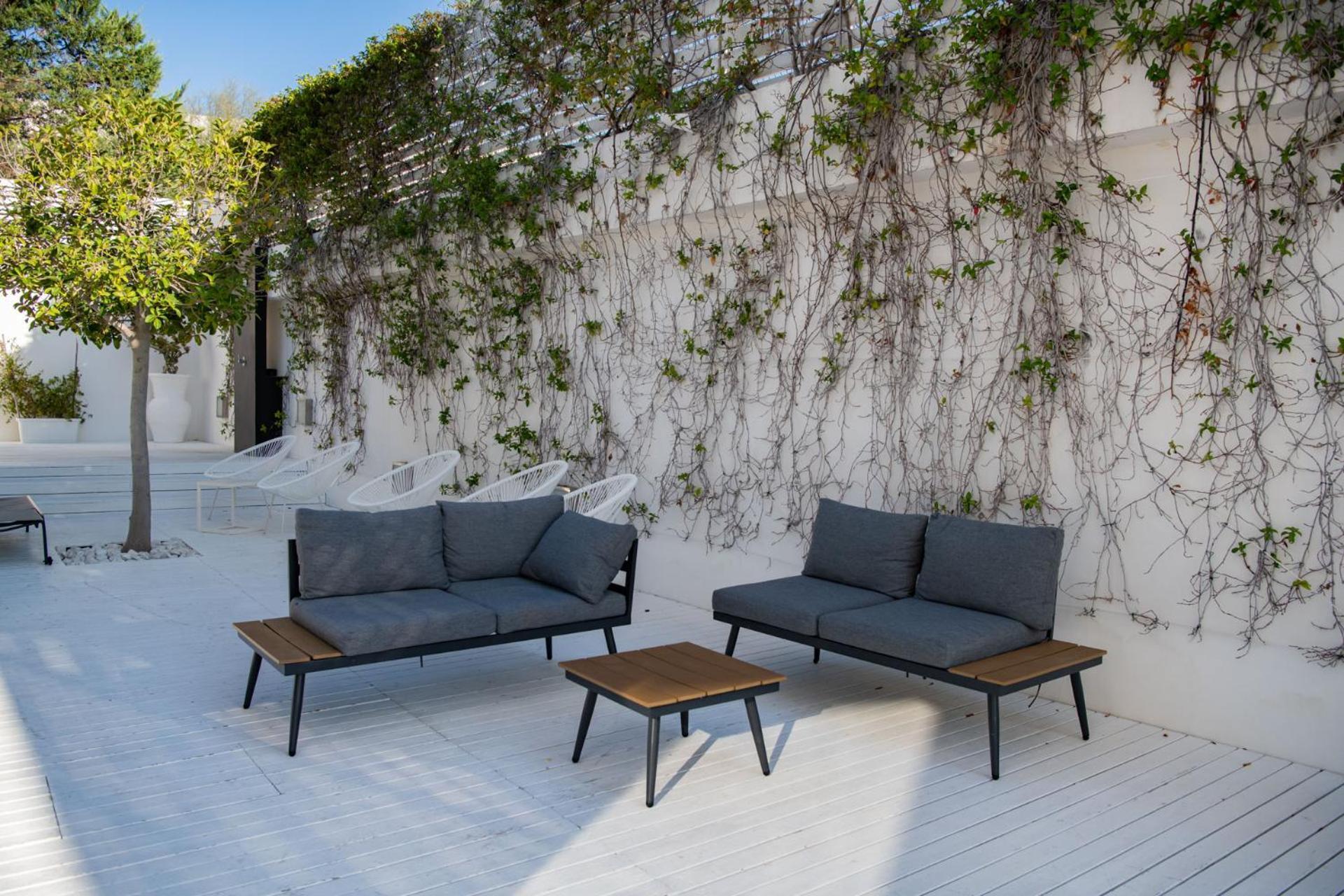 Hotel White 4*