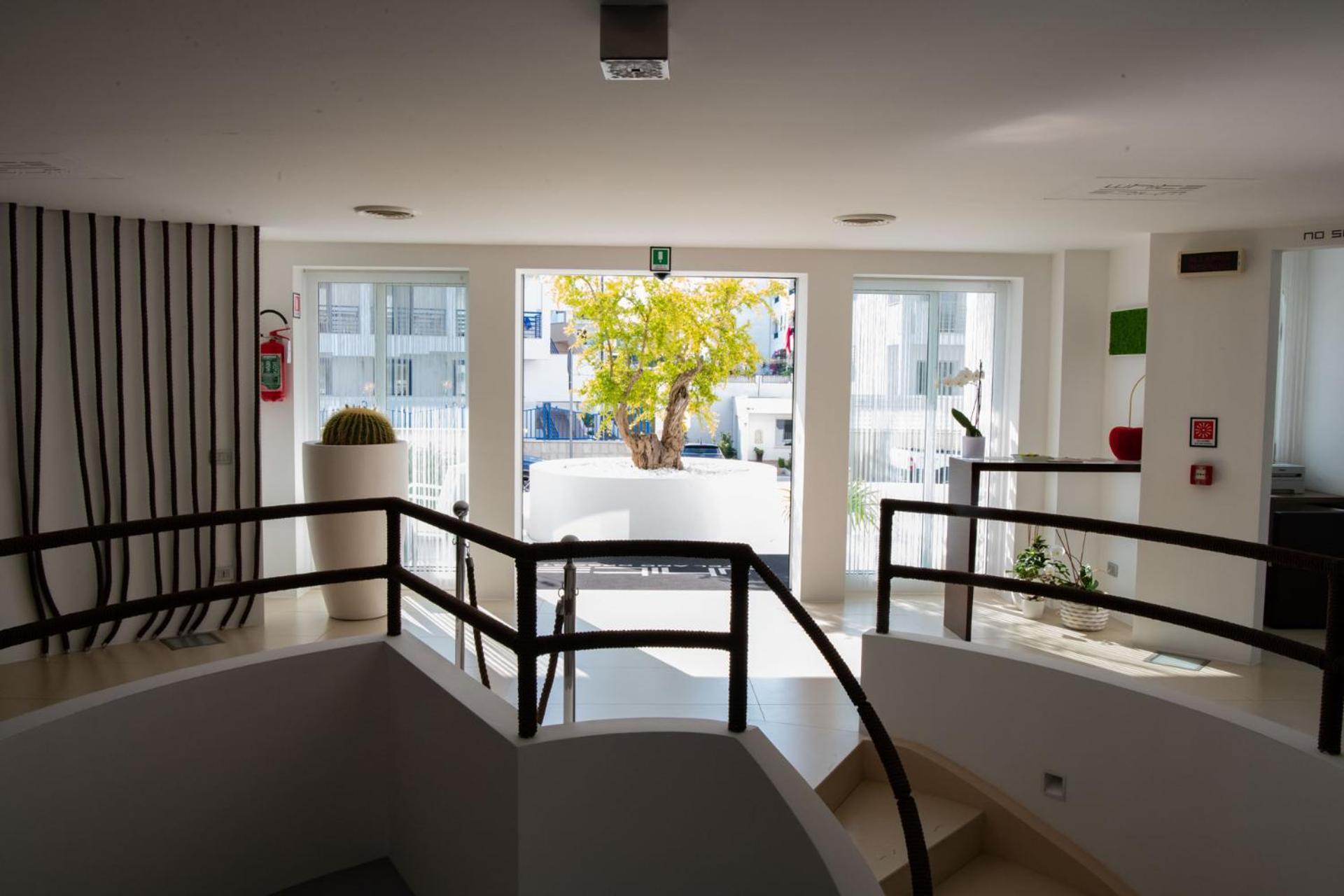 White Hotel 4*